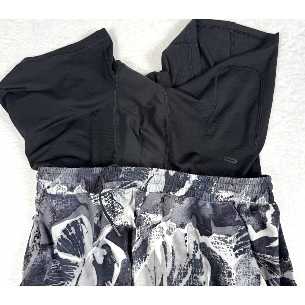 Lululemon 9" Pace Breaker Shorts Men Large Lined Tropical Shadow Sea Salt Palm - Picture 12 of 15